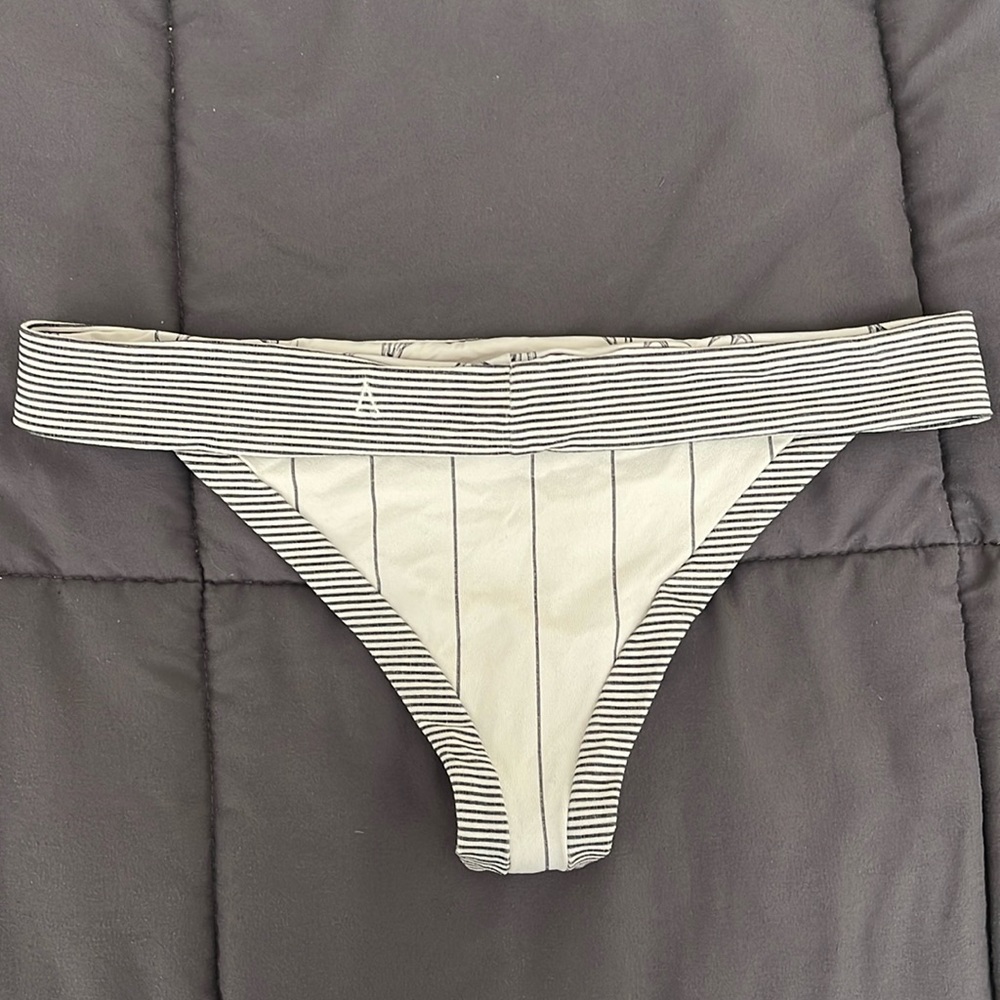 Boys and arrows reversible bottoms